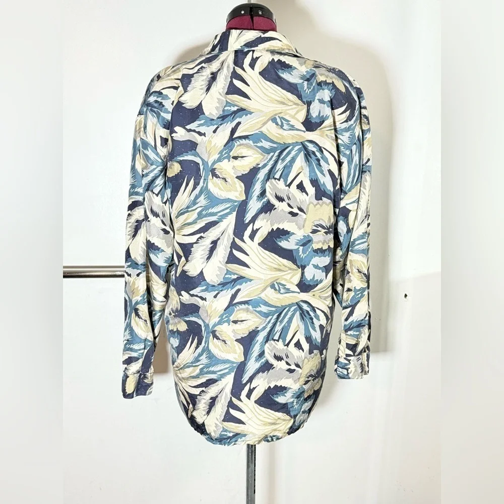 Silk Ncounter Vintage Button Up Silk Top Long Sleeve Size M Floral Tropical Blue